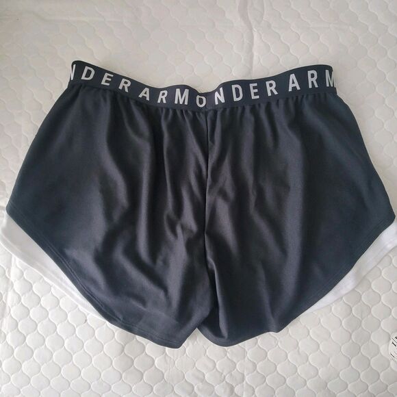 Under Armour Womens Large  Black Loose Heat Gear Stretch Active Shorts - Picture 10 of 11